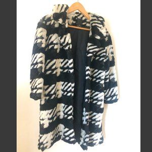 Anna Suit faux fur coat